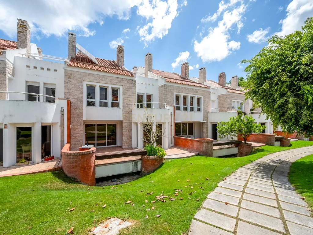 Moradia T4+1 em Condomínio Privado – Parque das Nações, Lisboa - Image 13