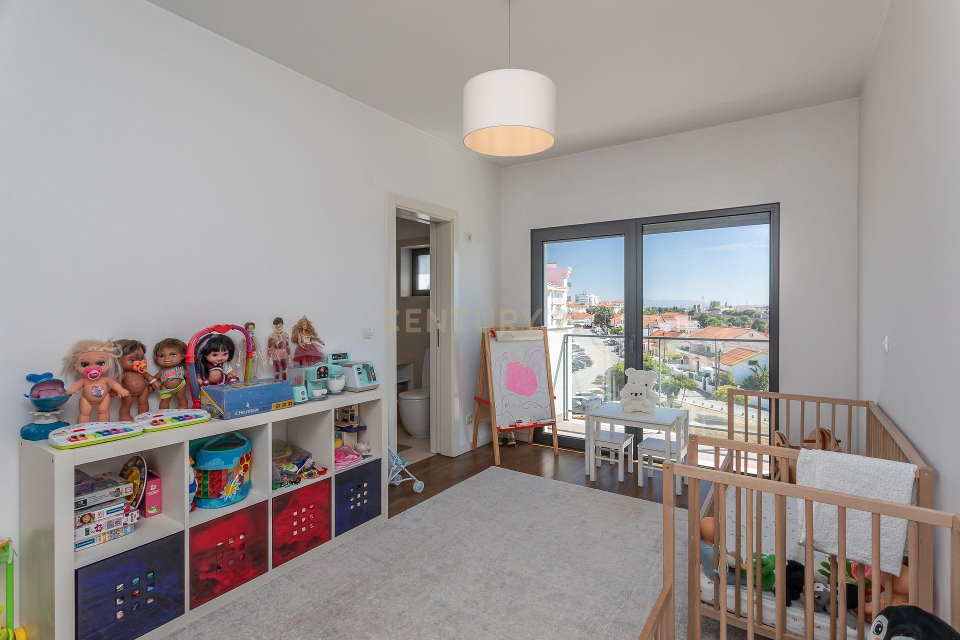 Apartamento T5 à venda em Amora, Seixal — foto 27
