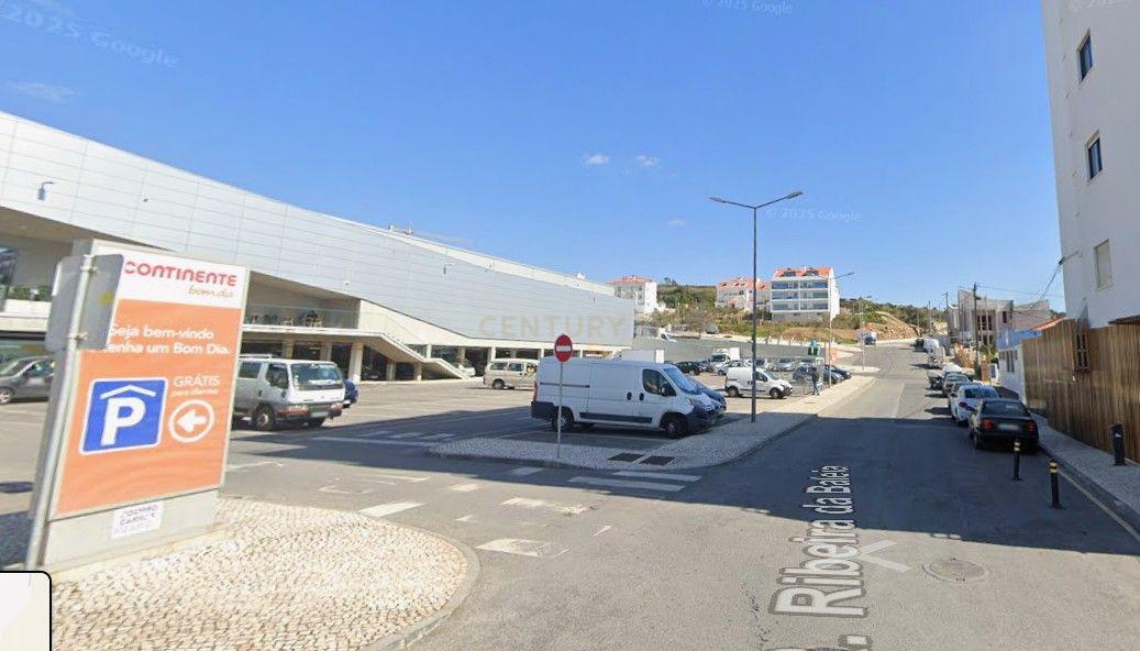Fotografia 10 de Garagem em zona central, Ericeira - Mafra