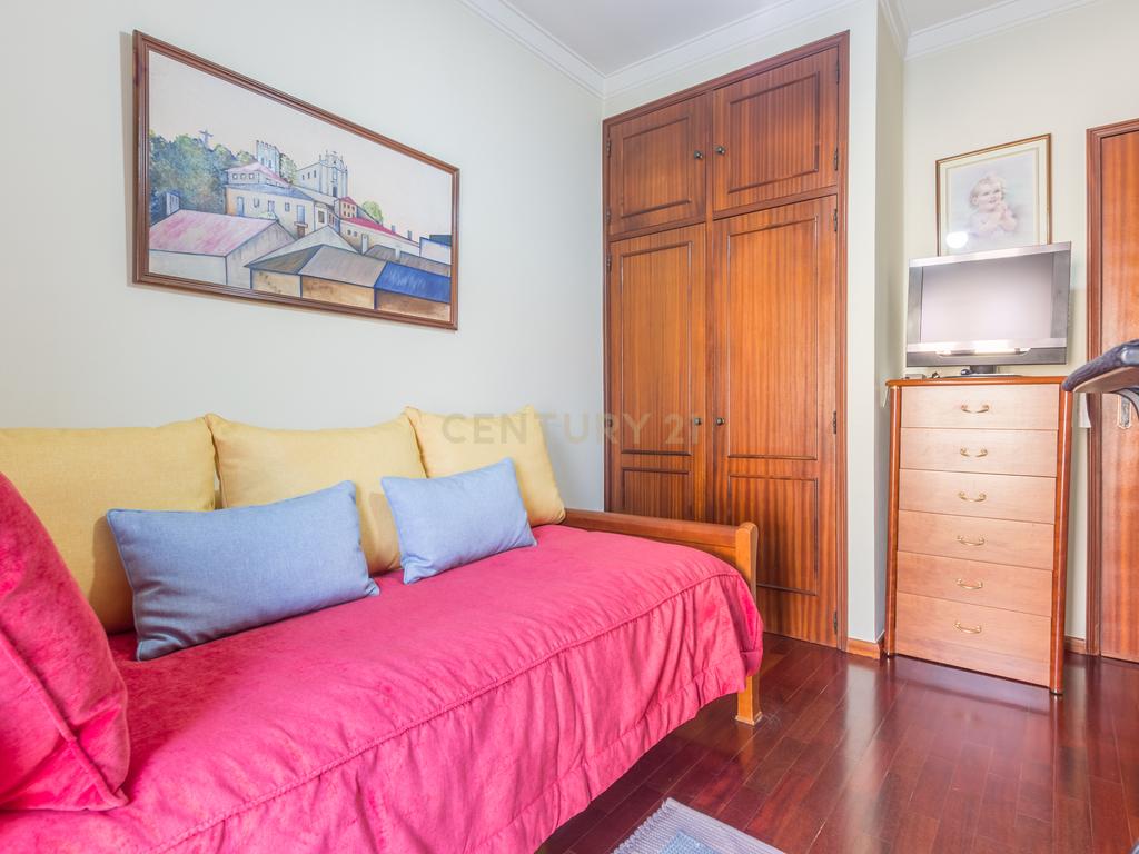 Quinta do Conde - Moradia Geminada de 4 + 1 assoalhadas em excelente estado de conservação - Image 20