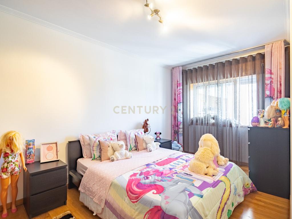 Apartamento T3 junto ao Estádio Municipal em Marco de Canaveses (3ºandar) - Image 17