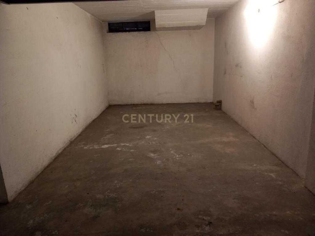 Garagem Box, Castelo Branco - Image 2