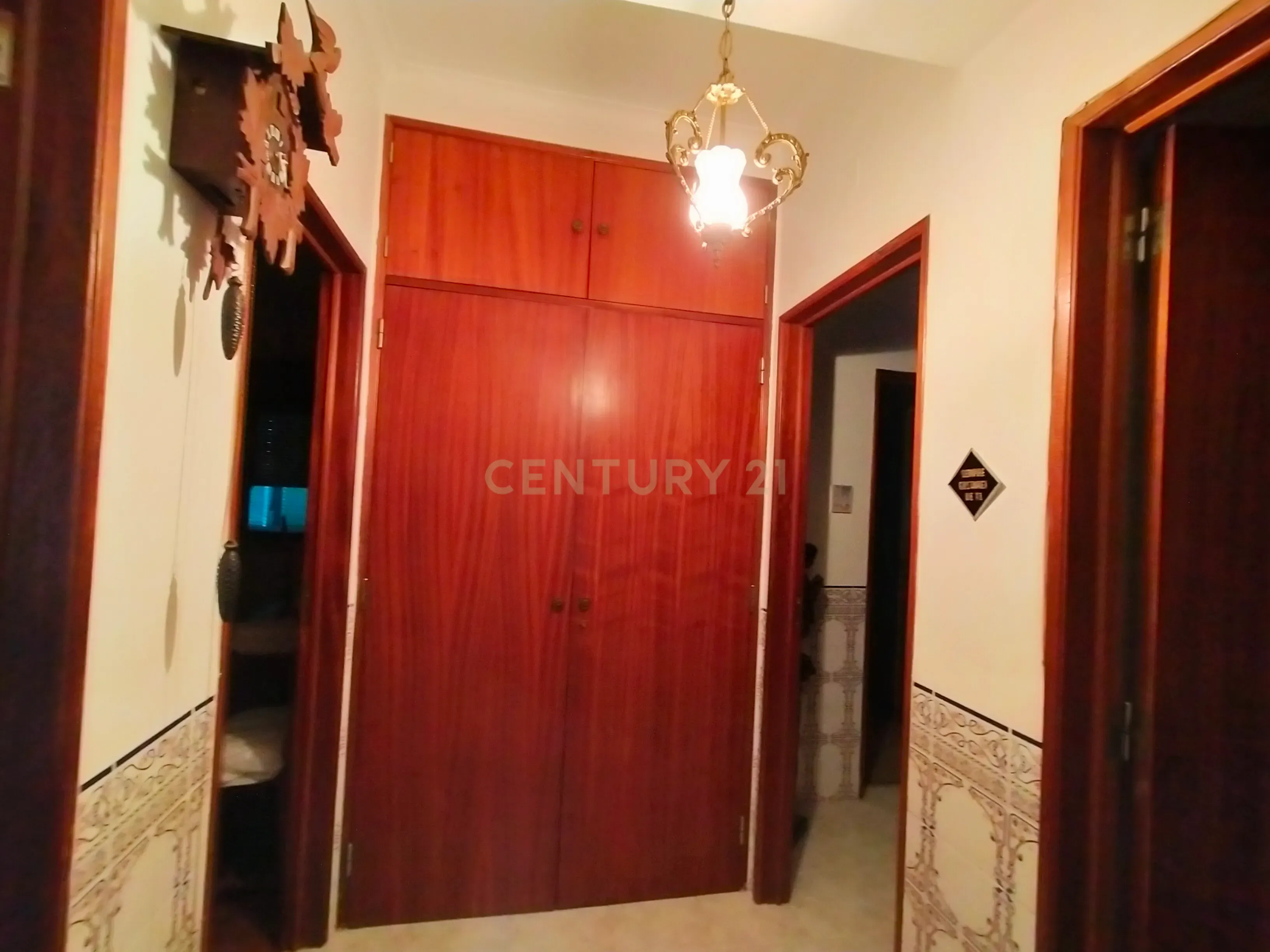 T3 | 100m² em Agualva-Cacém | 1º Andar | 2 WC | Zona Calma - Image 7