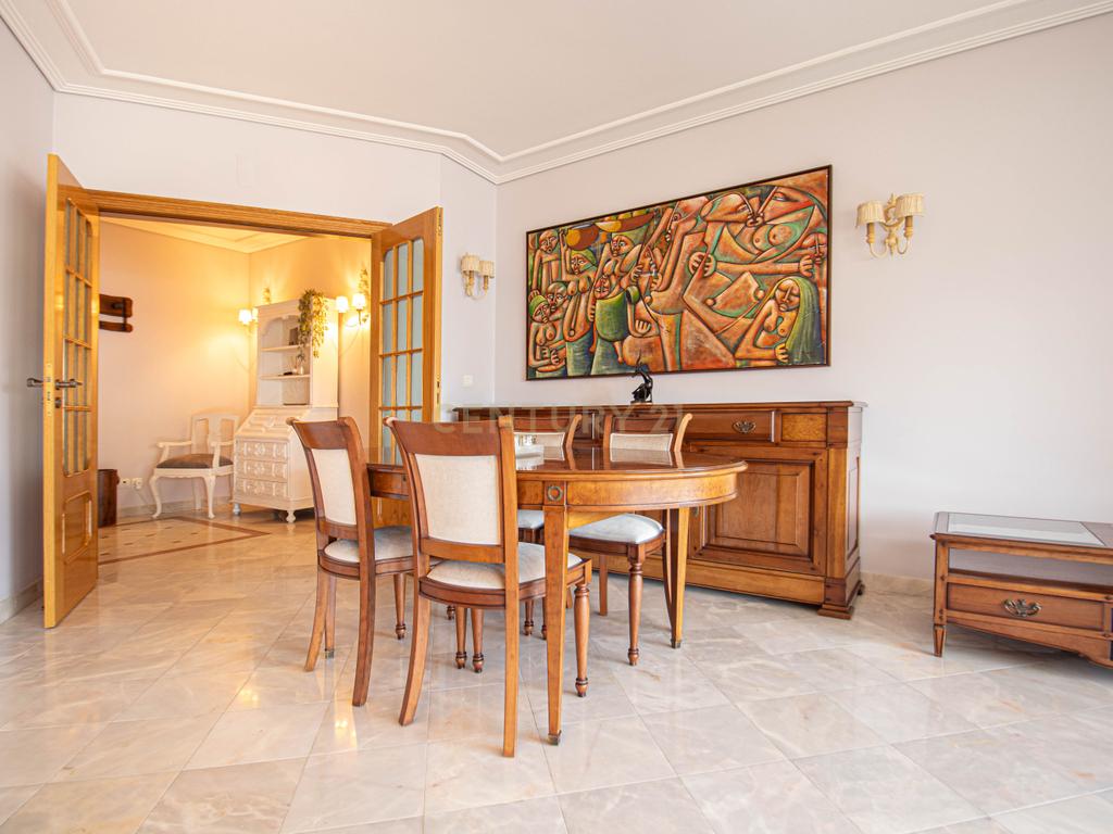 Apartamento T4 no Real Forte c/ 2 Box - Image 11