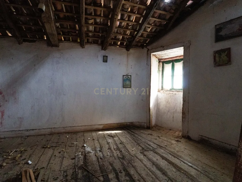 Moradia p/reconstrução com terreno no Forcado – Vila Nova de Poiares - Image 20