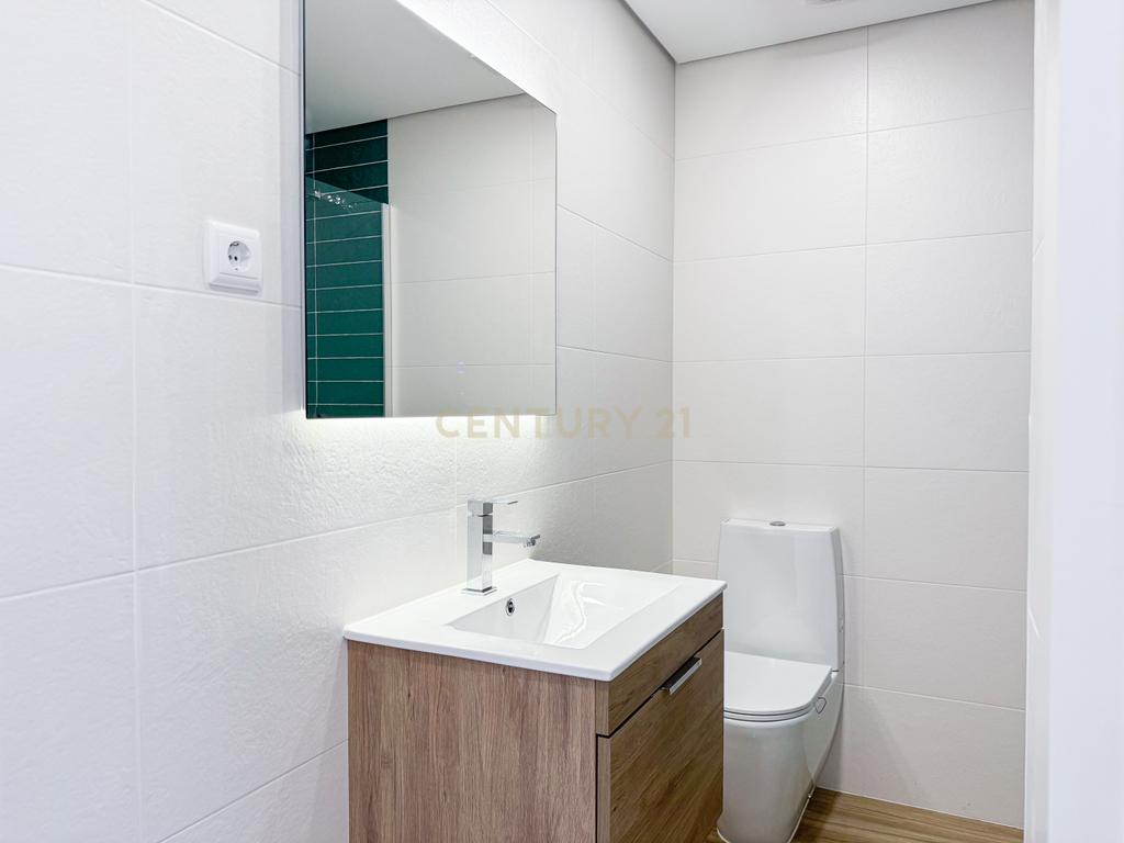 Apartamento T3 Remodelado com garagem em Braga | Próximo do Centro Histórico - Image 19