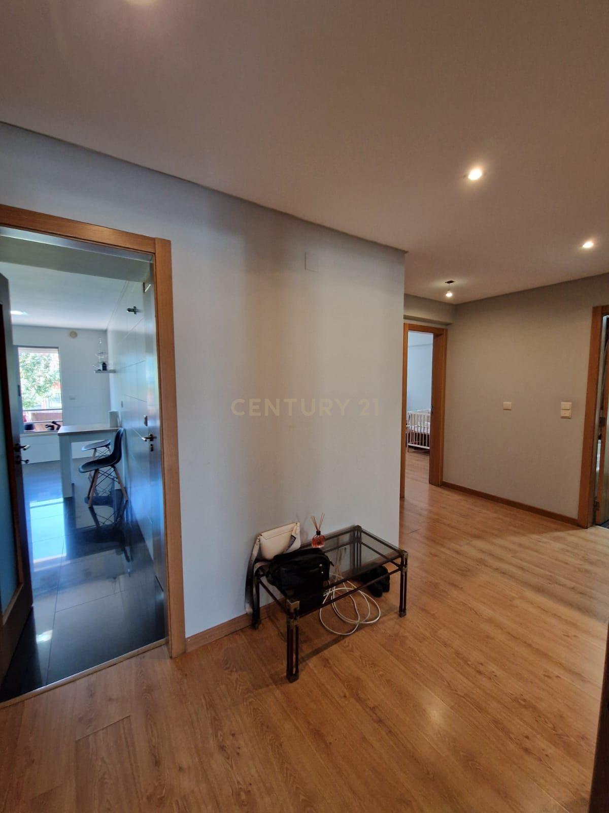 Apartamento T2 em Montijo com Garagem e Boa Exposição Solar - Image 18