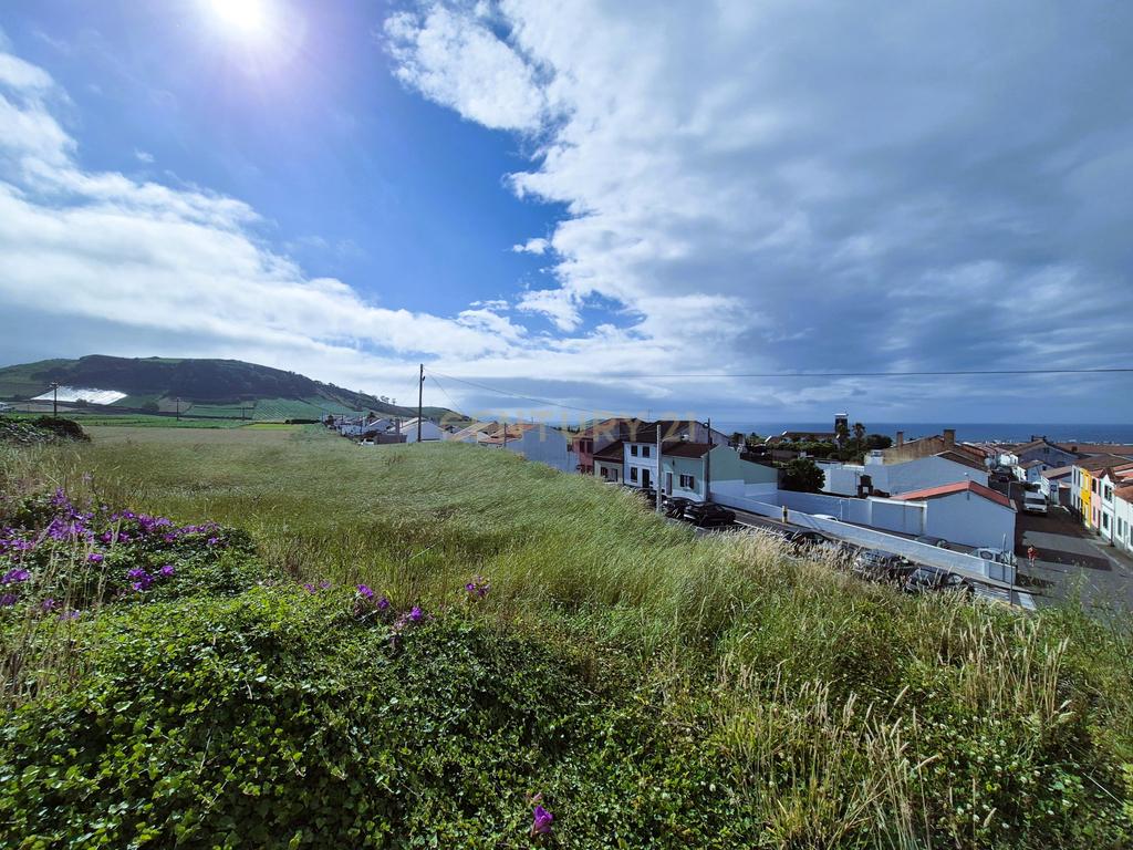  Terreno e Ruina com Potencial em Ribeira Grande - Image 10