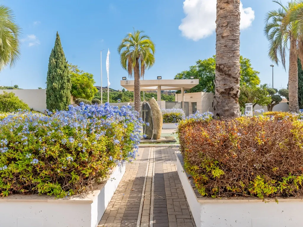 🌅 Charmosa Penthouse com Grande Solário Privativo em La Cala de Mijas - Image 40