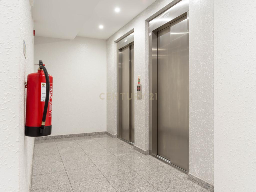 Duplex no Parque Luso em Corroios - Image 54