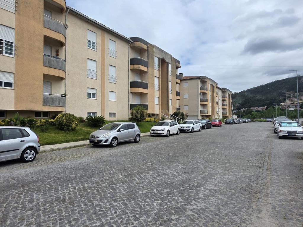 Apartamento T2 Alpendorada - Marco de Canaveses - Image 25
