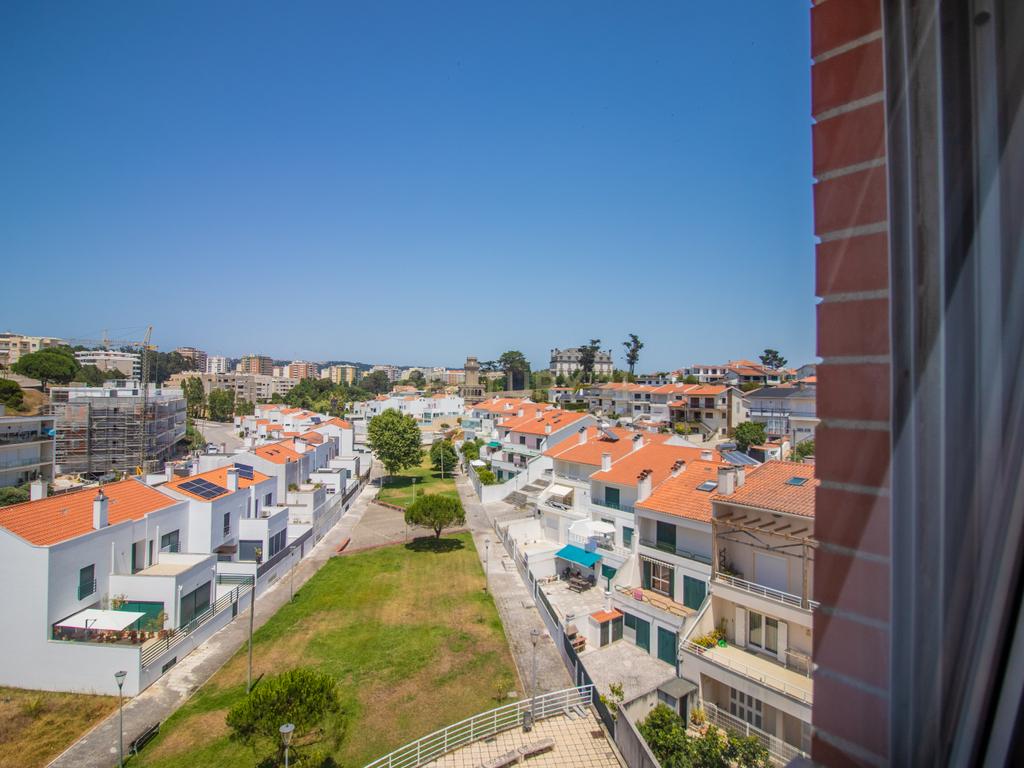 Apartamento Moderno na Figueira da Foz com Estacionamento e Elevador - Image 31