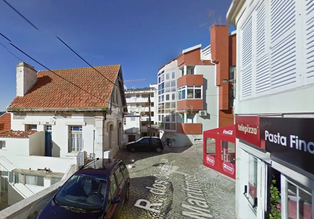 Imóvel comercial reconvertível em T2 para Habitação em 2a Linha de Praia - Image 12