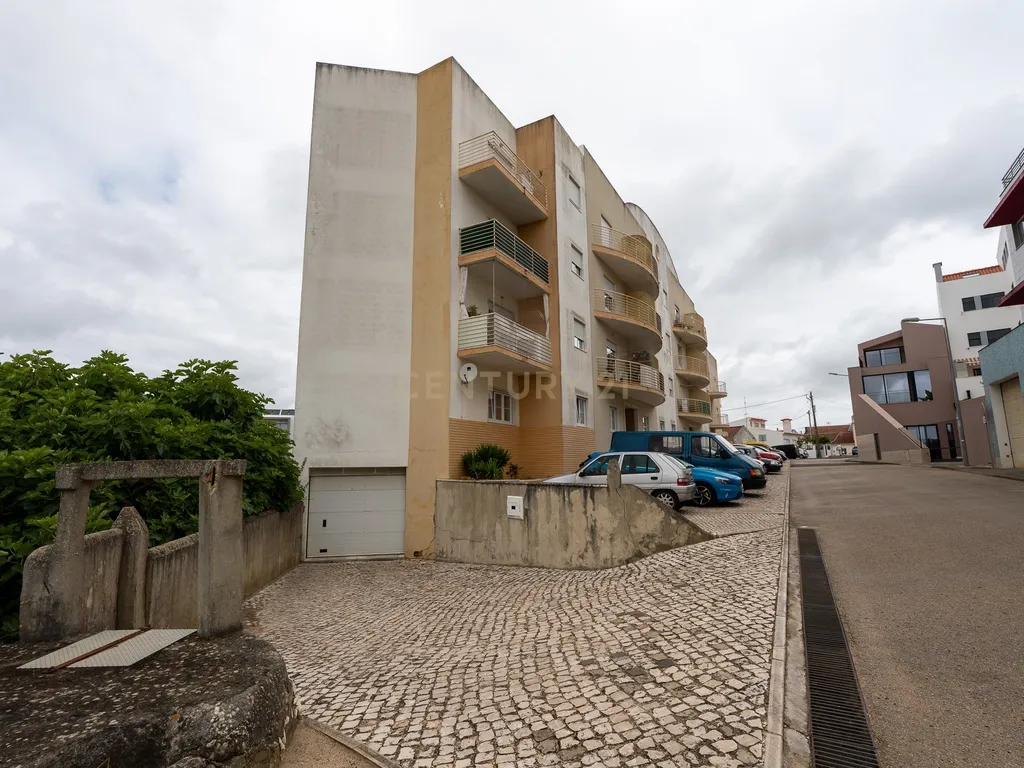 * ESPECTACULAR APARTAMENTO NO CENTRO DE MAFRA, COM VARANDA E PARQUEAMENTO * - Image 45