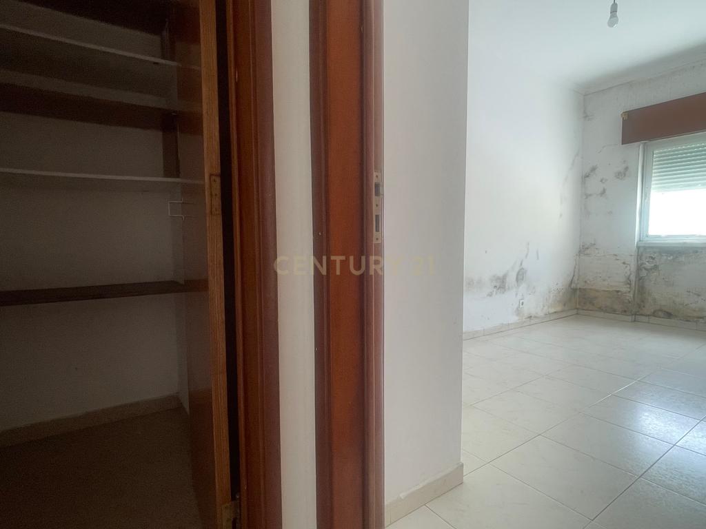 Apartamento T3, com Logradouro, em São Sebastião, Setúbal  - Image 15