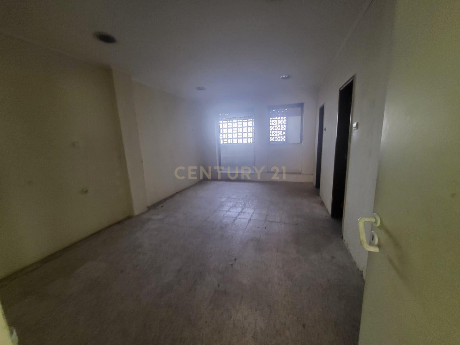 Fotografia 8 de Loja para Arrendamento | 142,74 m² | Baixa da Banheira | 1200€/mês