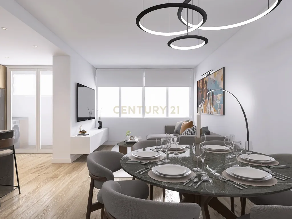 T3 na Quinta do Marquês, Oeiras | 115 m² de Potencial para Criar a Sua Casa de Sonho - Image 3