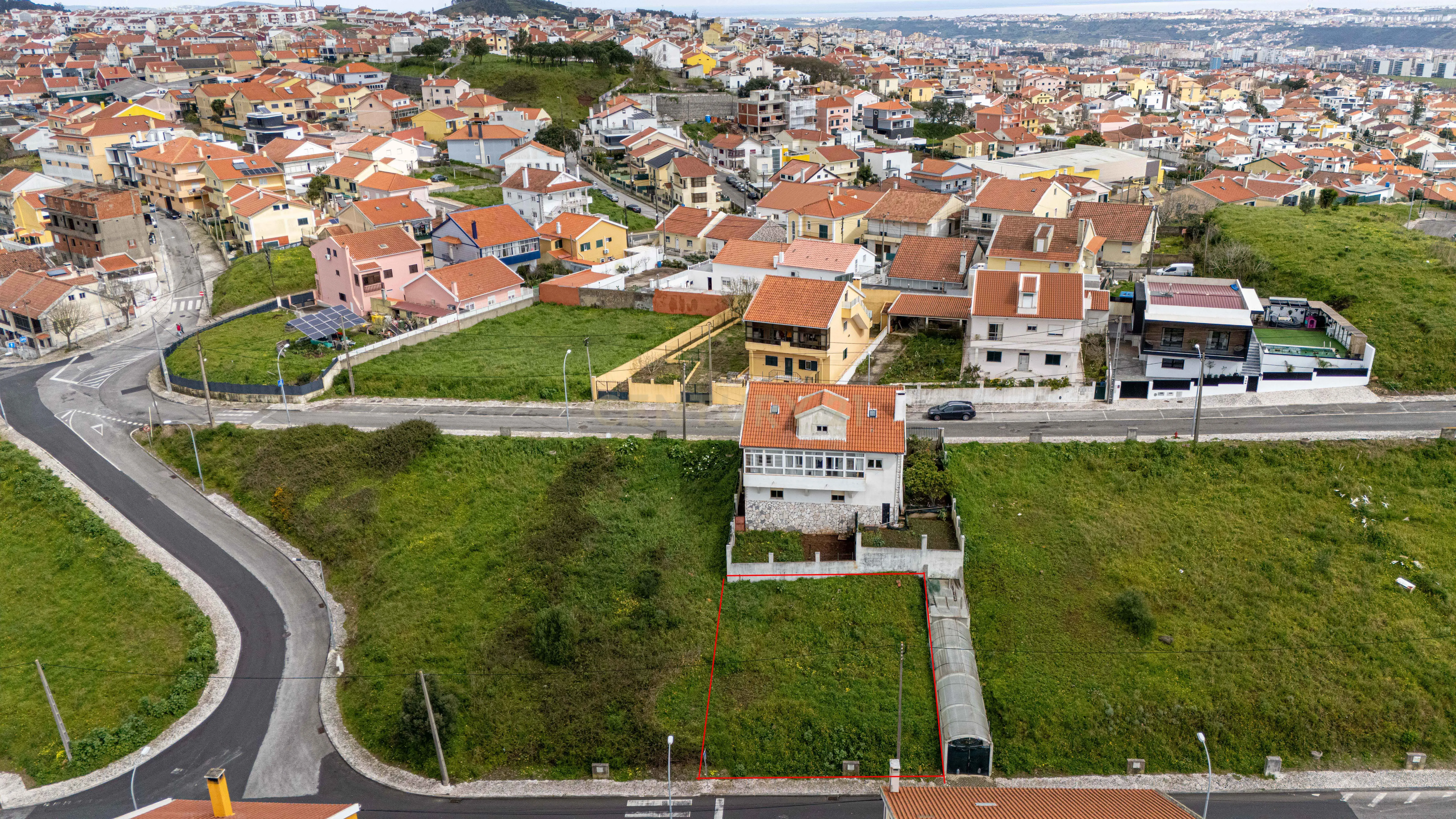 Terreno Urbano para construção de moradia unifamiliar (Casal de Cambra) - Image 6