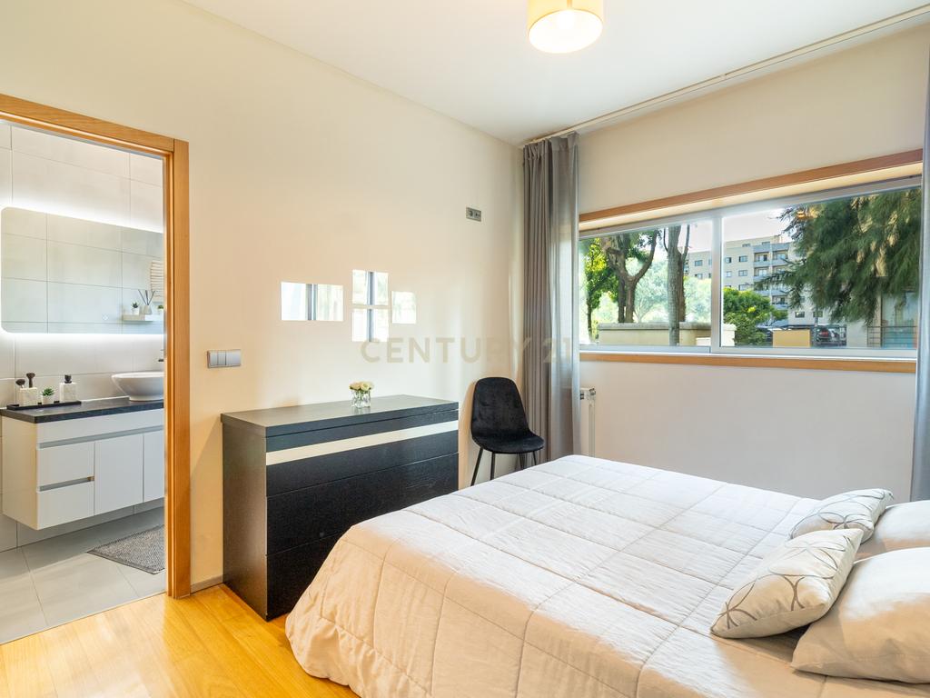 Apartamento T2 moderno em Braga - Image 11