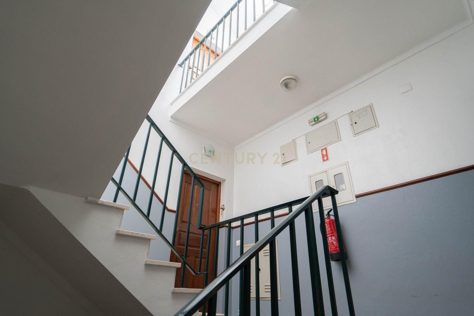 Fotografia 12 de Duplex em Serpins, Lousã - 5 Quartos e Garagem