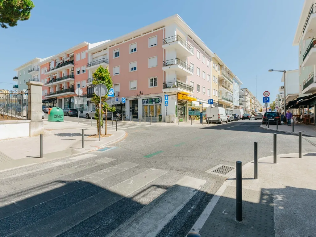 T3 em Alvalade, junto à Av. da Igreja com terraço - Image 41