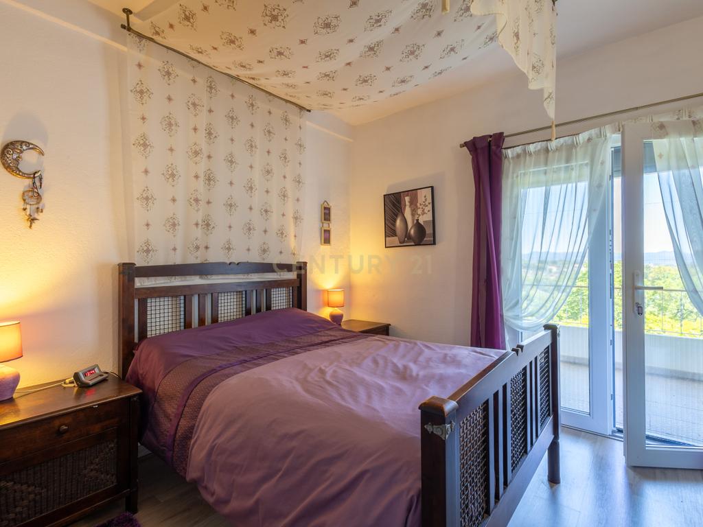 Quinta de 1ha vedada com piscina, jacuzzi, pomar e vista panorâmica em Olalhas, Tomar - Image 8