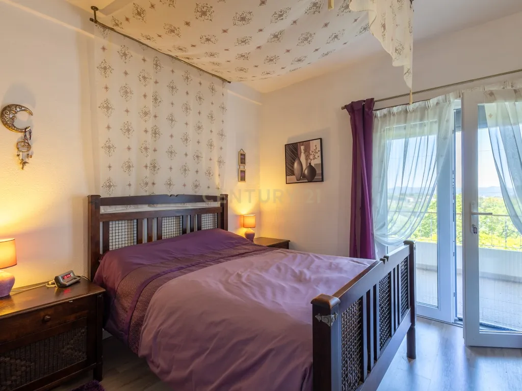 Quinta de 1ha vedada com piscina, jacuzzi, pomar e vista panorâmica em Olalhas, Tomar - Image 8