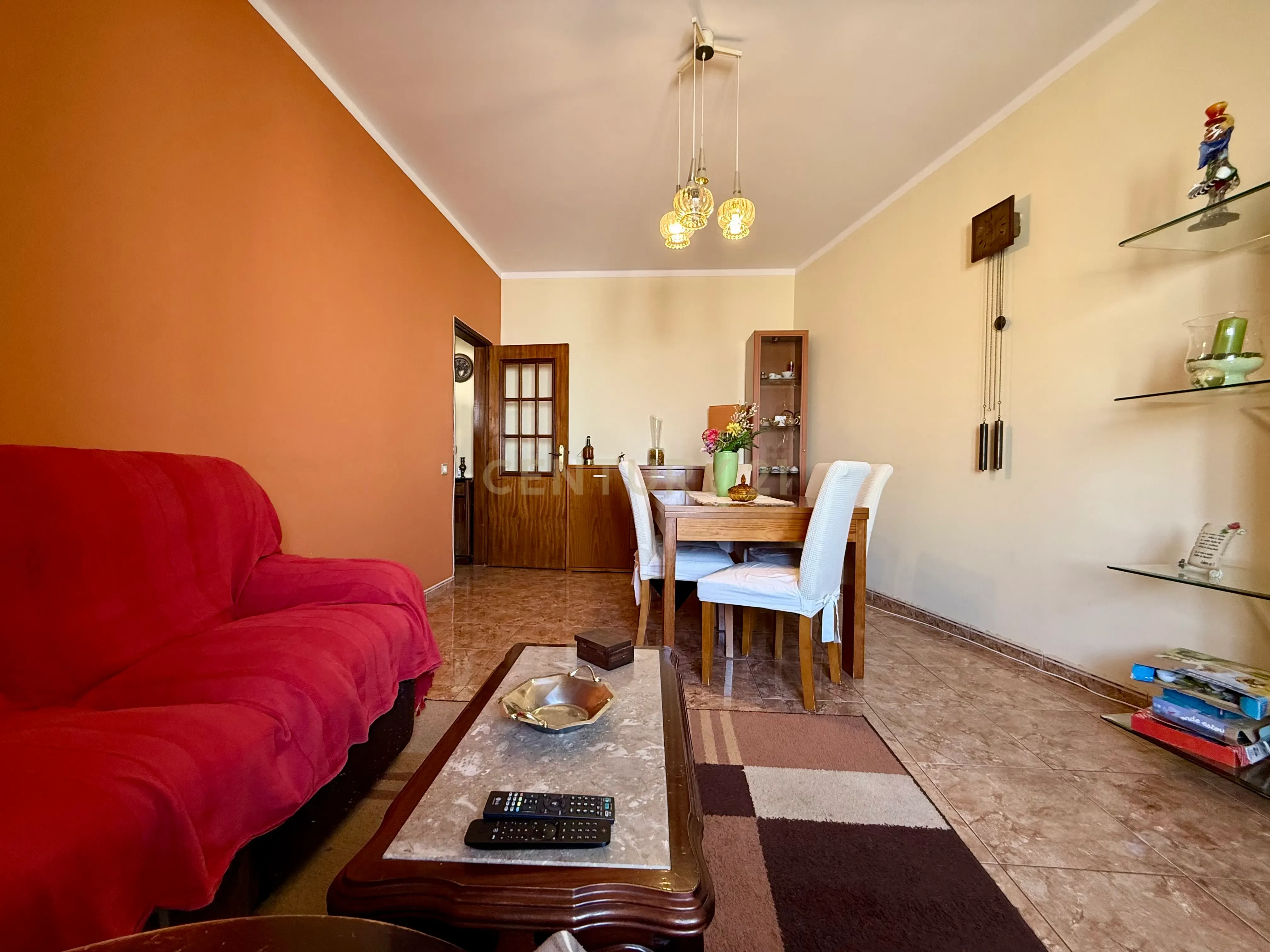 Fotografia 12 de Apartamento T3 com Terraço e Varanda em Olhão