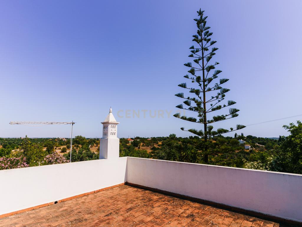 Quinta com 8660 m2 com Moradia, piscina e dois terraços panorâmicos em Silves - Image 20