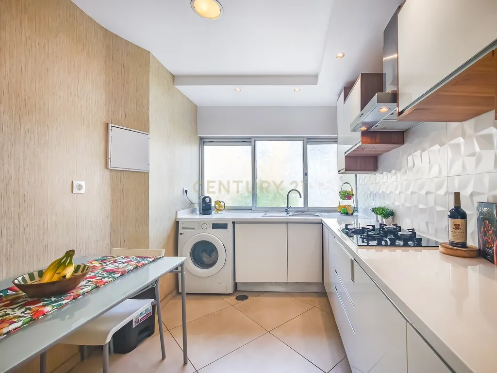 🏡 Moradia T3 Totalmente Remodelada em Camarate, Loures | O Espaço de uma Casa ao Preço de um Apartamento! - Image 12
