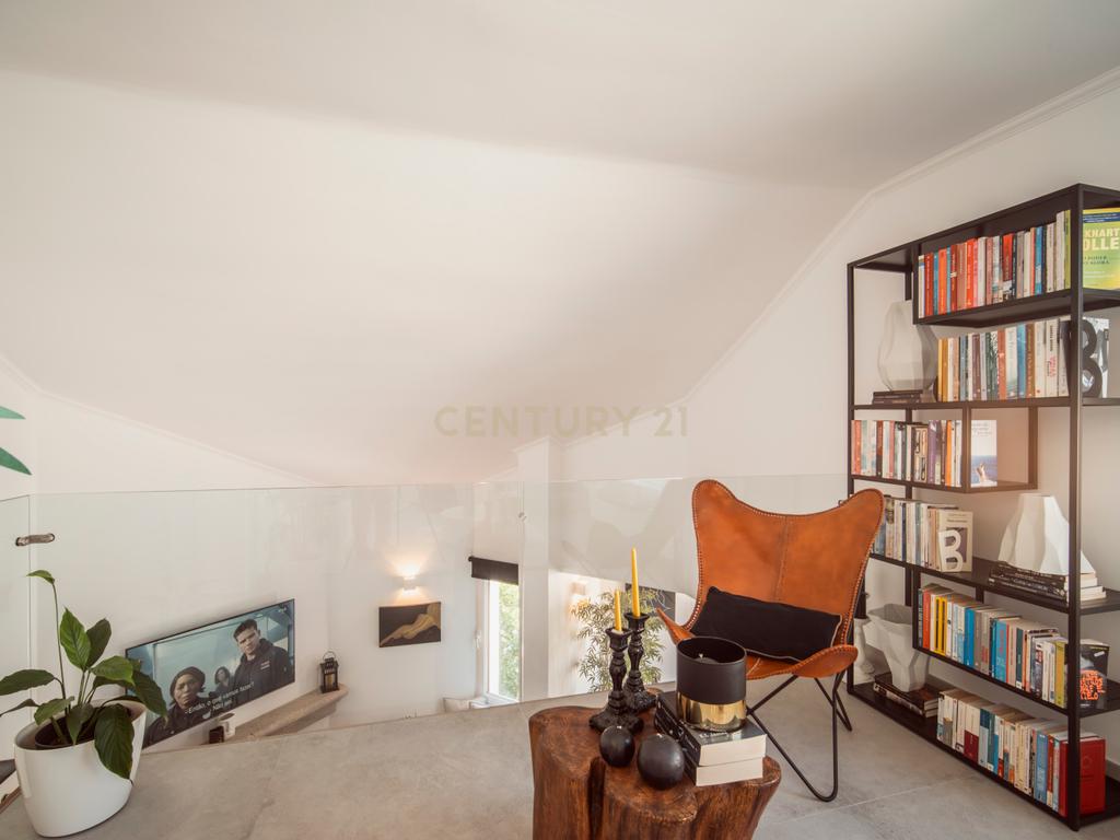 Penthouse T3 | 250 m² | Monte Estoril - Image 17
