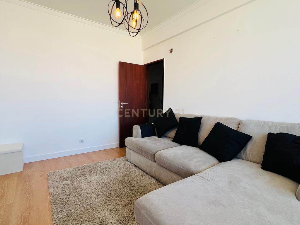 Excelente Apartamento T3 em Almada – Cova da Piedade  - Image 8