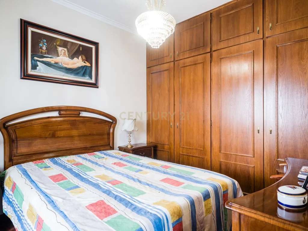 Apartamento T0, com Terraço, Agualva Cacém - Image 5