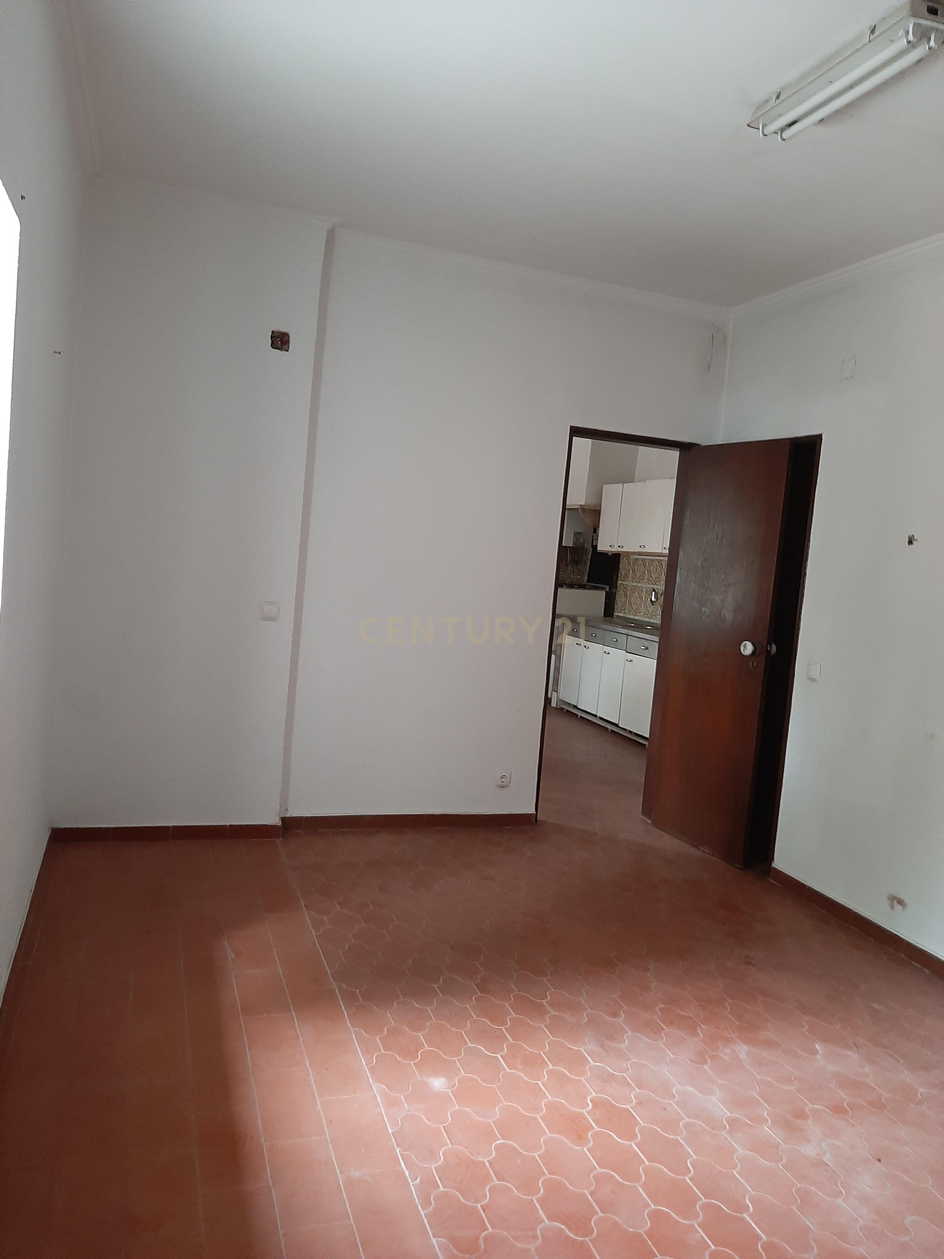 Moradia T1 à venda em Charneca de Caparica e Sobreda, Almada — foto 26