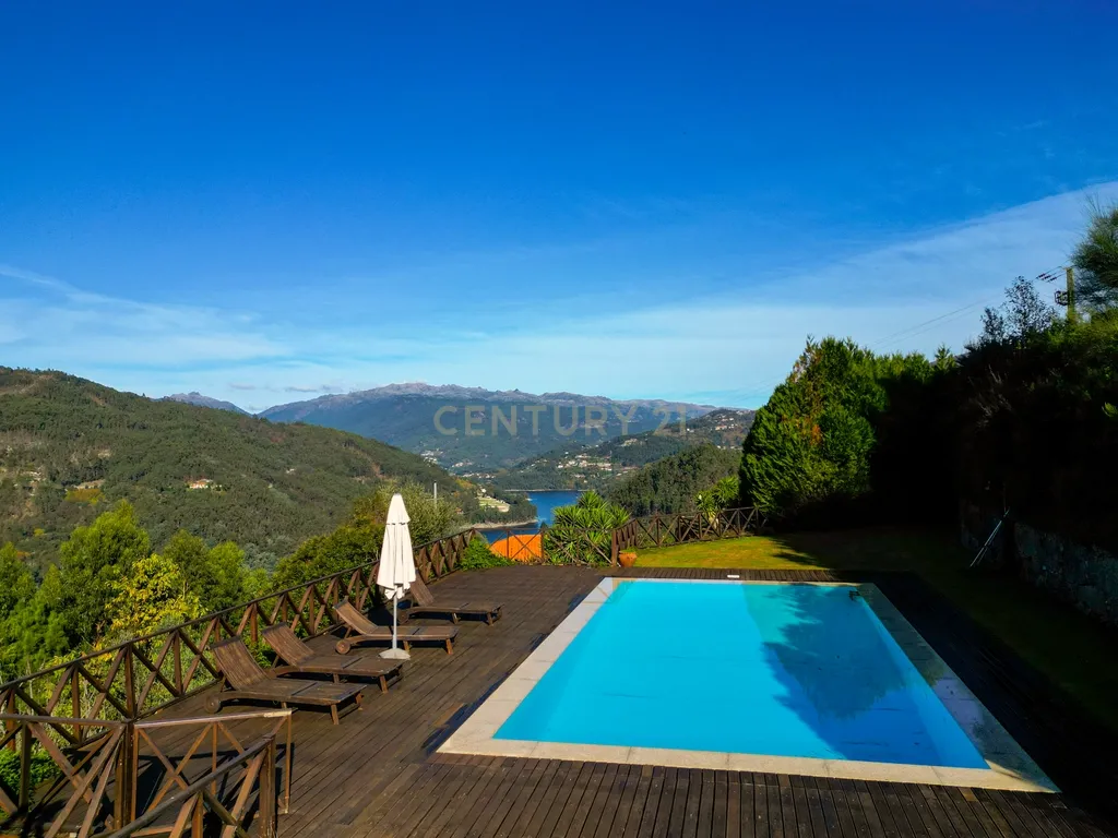 Moradia de Luxo na Caniçada, Gerês com vistas rio - Image 3
