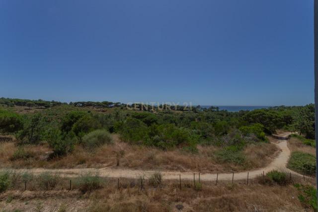 Luxuoso apartamento T3 duplex com Vista Panorâmica em Quinta de Santa Teresa, Charneca de caparica - Image 32