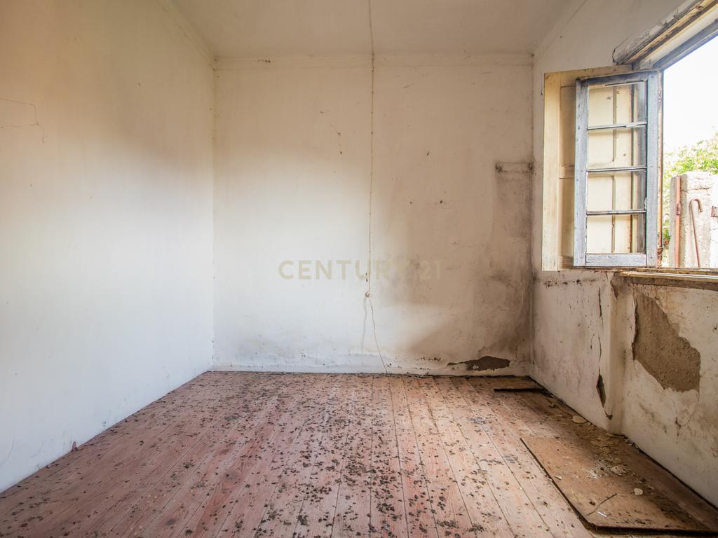 Moradia para Reabilitar com Terreno de 2.590m² em Gatões – Montemor-o-Velho - Image 22