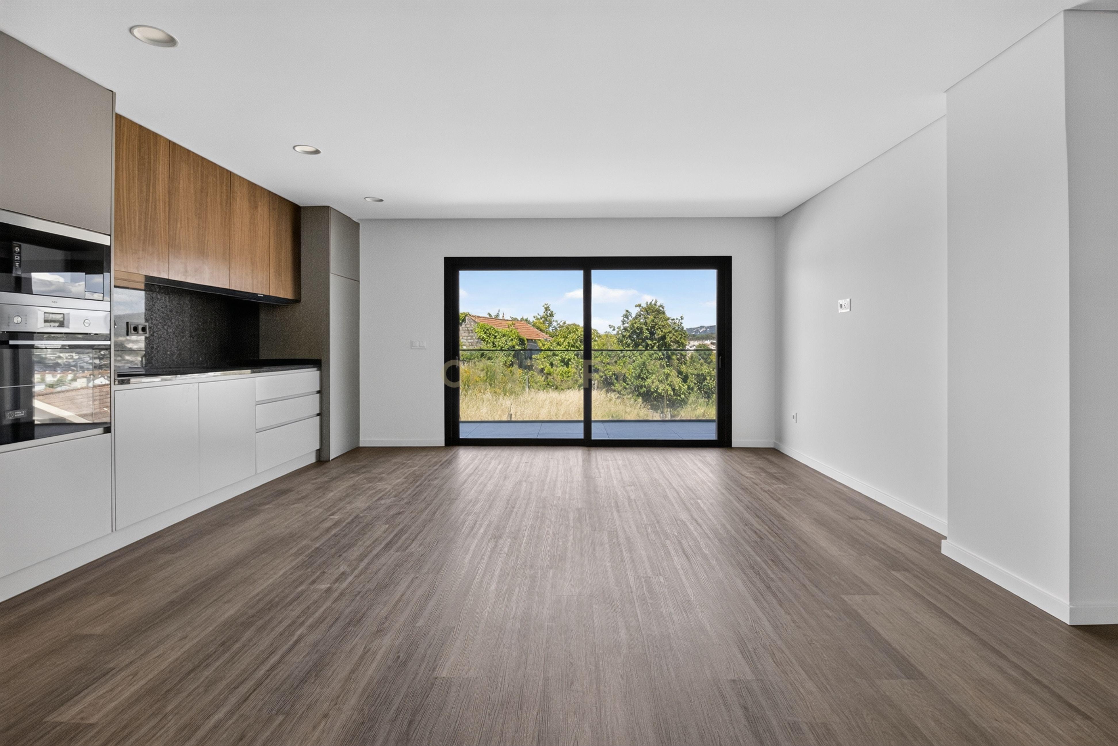 Fotografia 9 de T3 Novo em Ferreiros, Braga | Suíte com Closet + 2 Quartos com Closet e Varanda Panorâmica