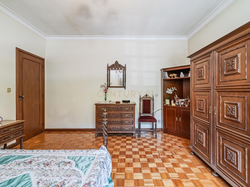 Descubra Esta Moradia T3 em Penafiel com Cave, Jardim e Acessos Excelentes - Image 19