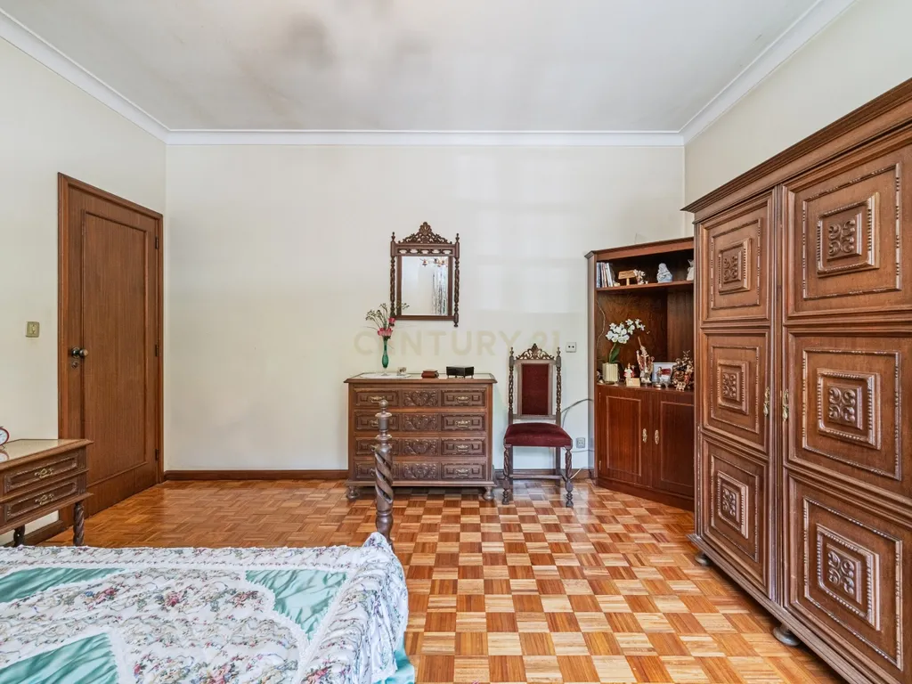 Descubra Esta Moradia T3 em Penafiel com Cave, Jardim e Acessos Excelentes - Image 19