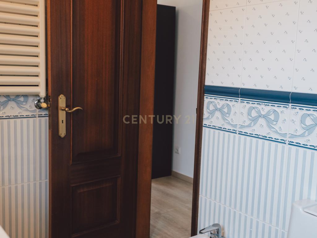 Moradia Isolada T4+2 com Piscina | Lazarim – Charneca da Caparica - Image 25