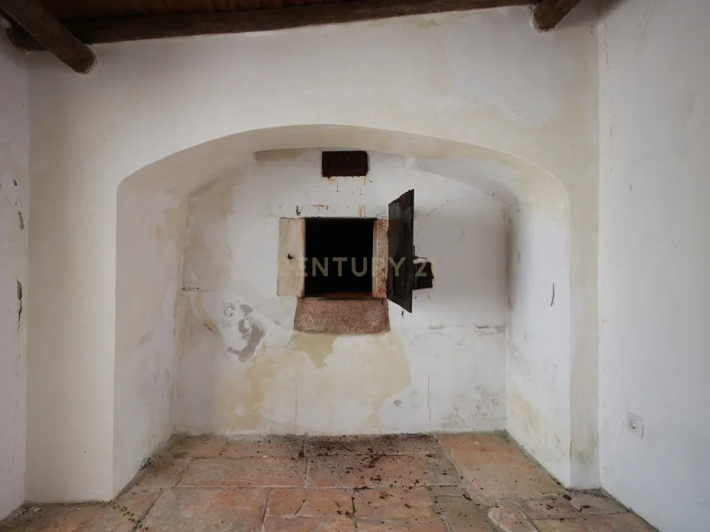 Apartamento e arrumos para venda em Borba - Image 15