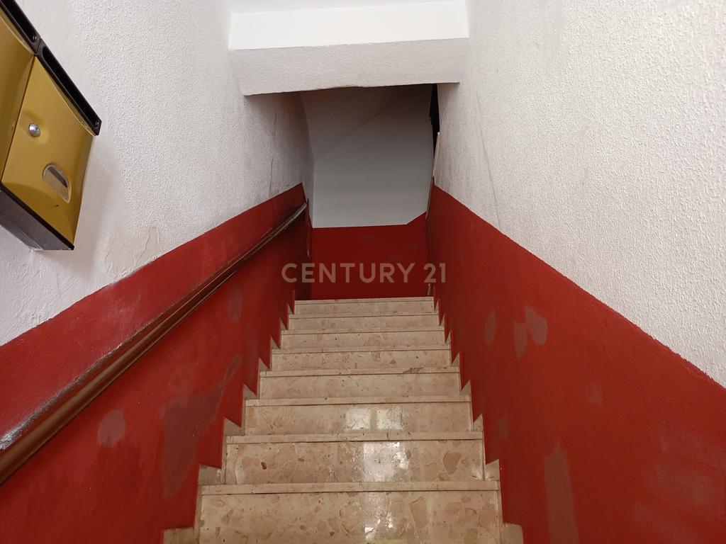 Apartamento Espetacular em Cáceres com Vista e Varandas - Image 4