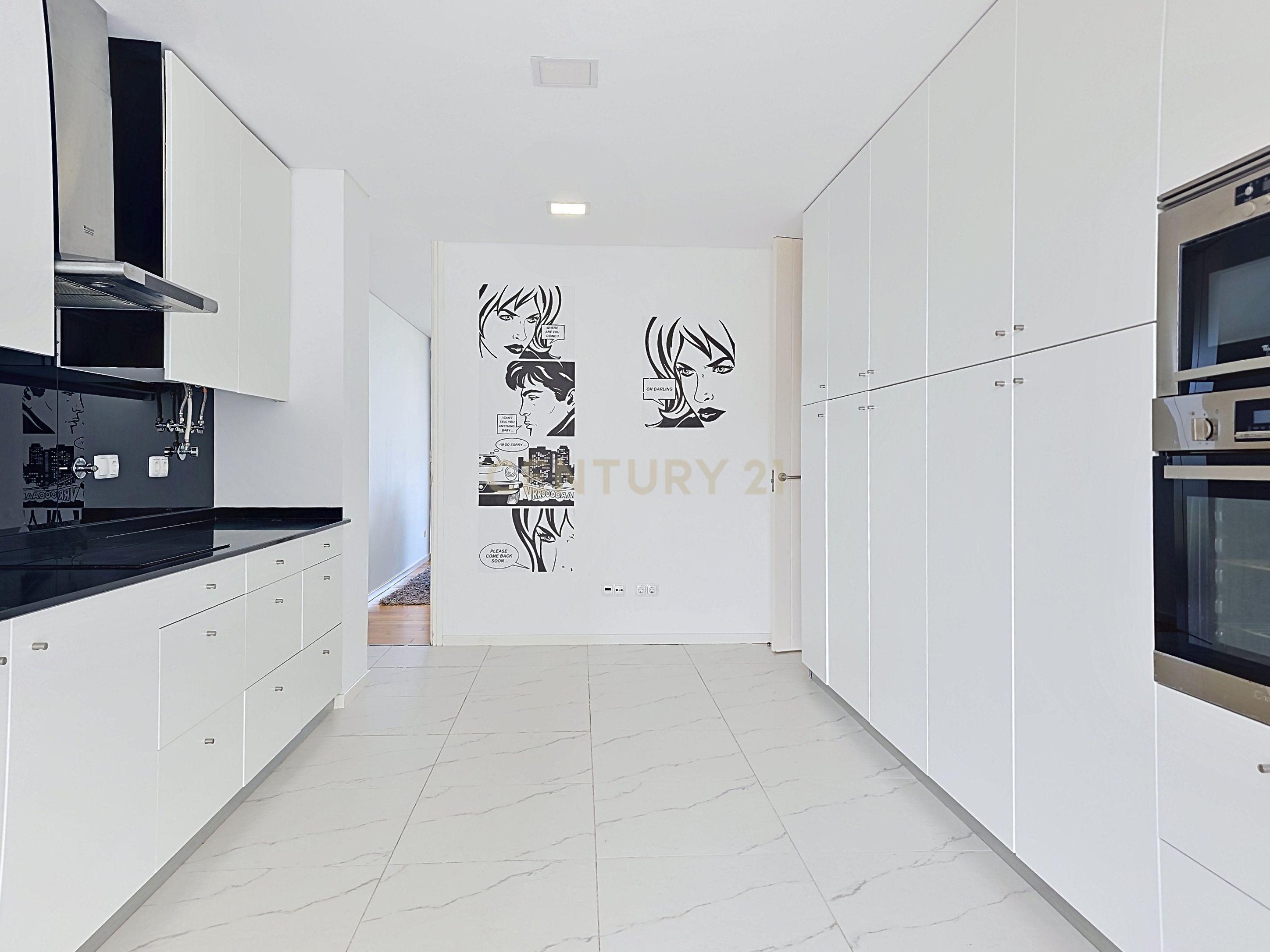 Fotografia 9 de Apartamento T3 em Pico da Pedra, Ribeira Grande