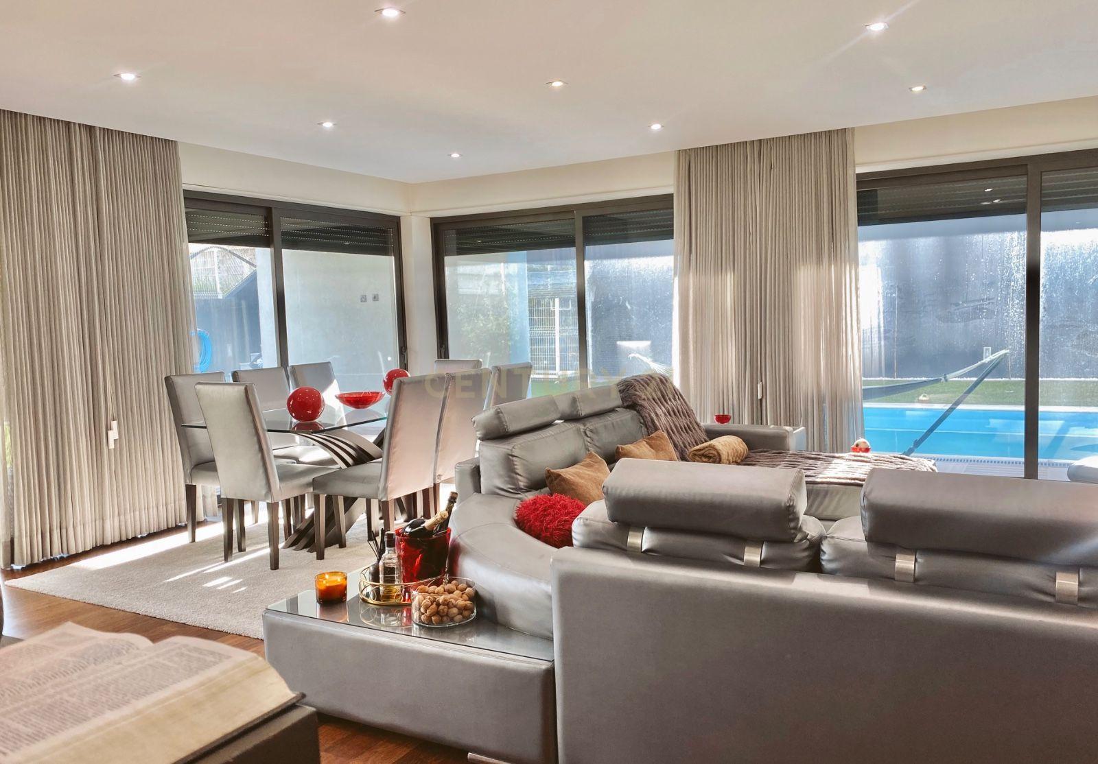 Luxuosa Moradia Isolada T3 em Guimarães com Vista para a Montanha - Image 19