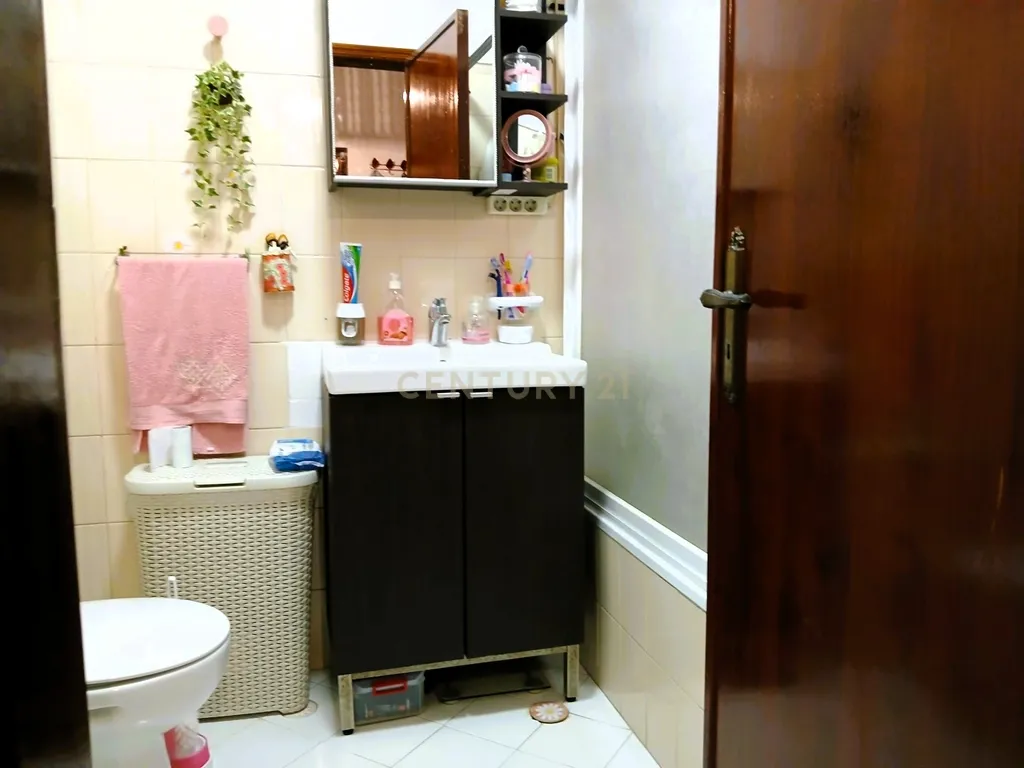 Apartamento T2 em Queluz - Image 14