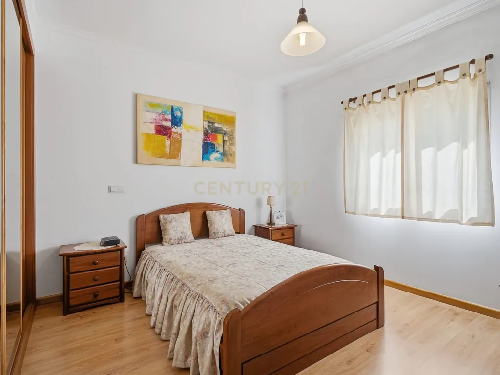 Excelente Investimento: Duas moradias térreas inseridas em terreno com 16.160 m2 - Image 45