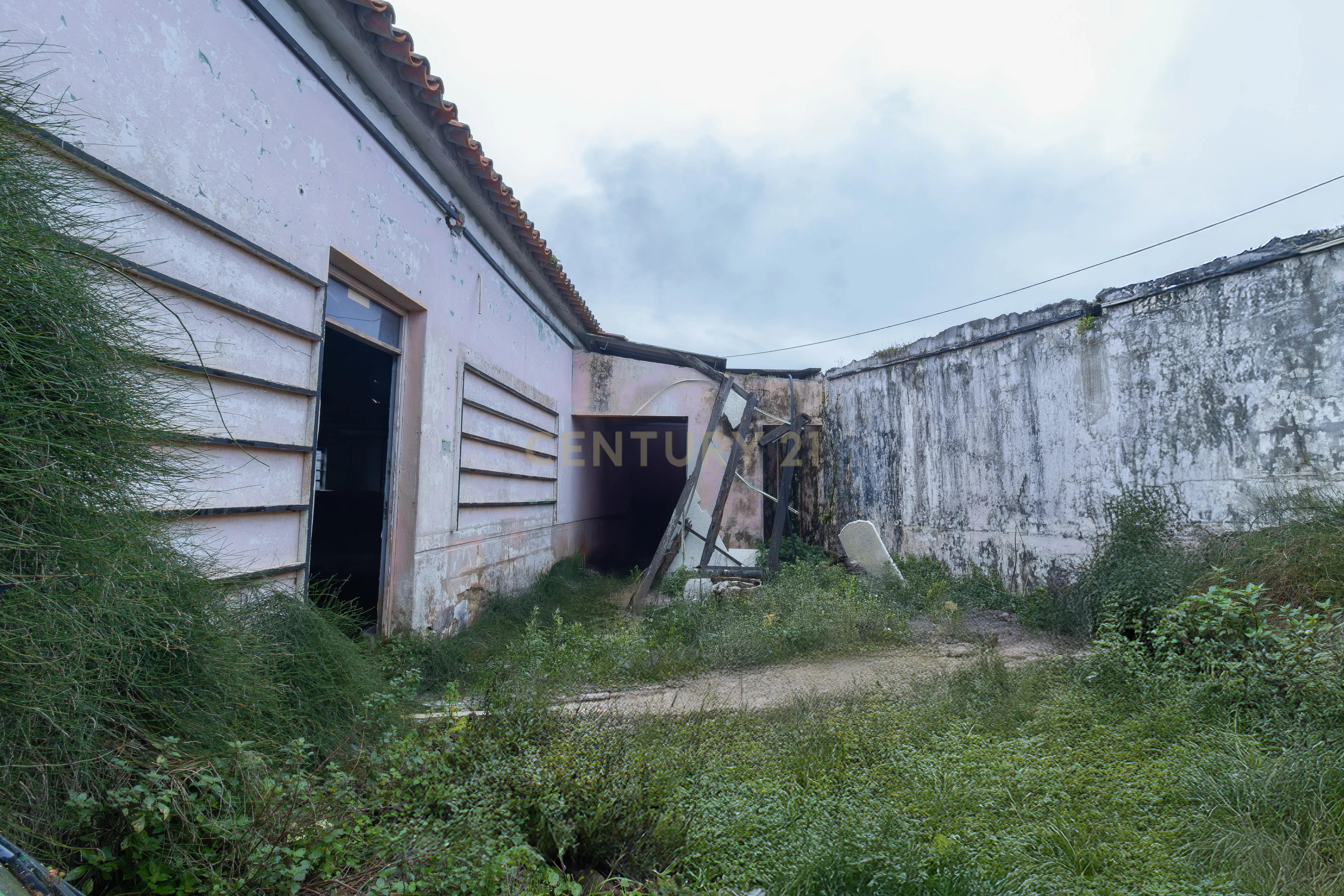 Fotografia 8 de Armazém  Maceira, Leiria