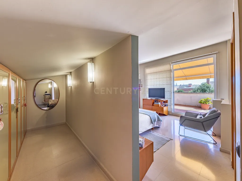 Luminoso chalet de esquina em Sant Cugat del Vallès. - Image 22