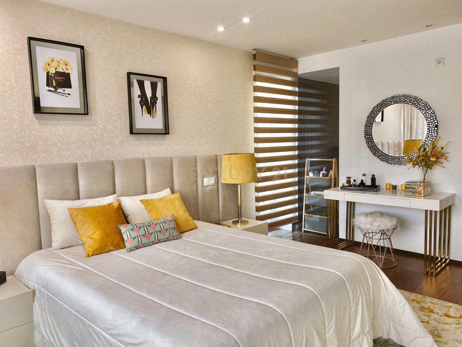 Luxuosa Moradia Isolada T3 em Guimarães com Vista para a Montanha - Image 10